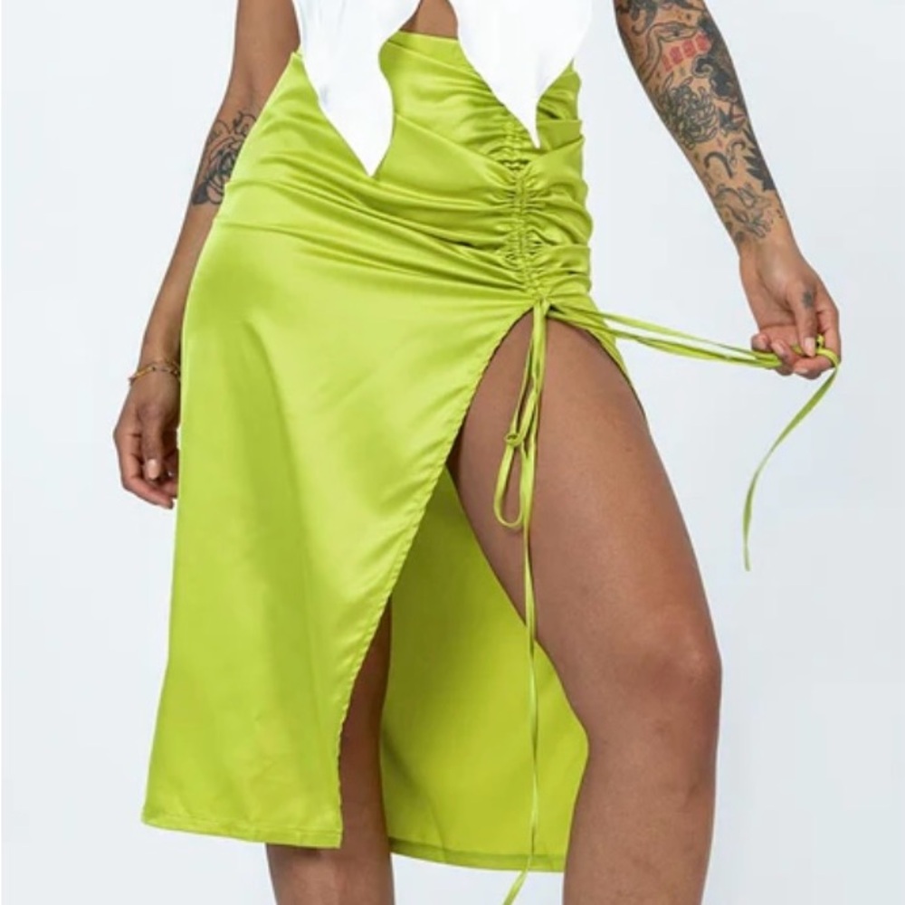 NWT Princess Polly High Waisted Midi Skirt